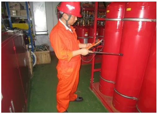 長沙氣體滅火系統液面檢測——便攜式超聲波鋼瓶液位計(液位指示器)